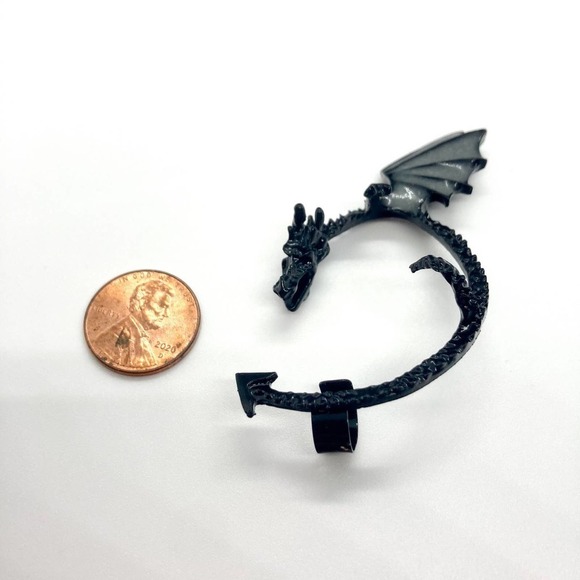 Single Left Ear Black Dragon Wrap Cuff Earring - Picture 8 of 9